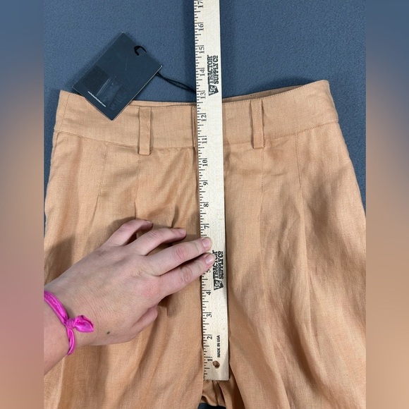 NEW NICHOLAS Delfina Longline Linen Shorts in Twig - Picture 6 of 12
